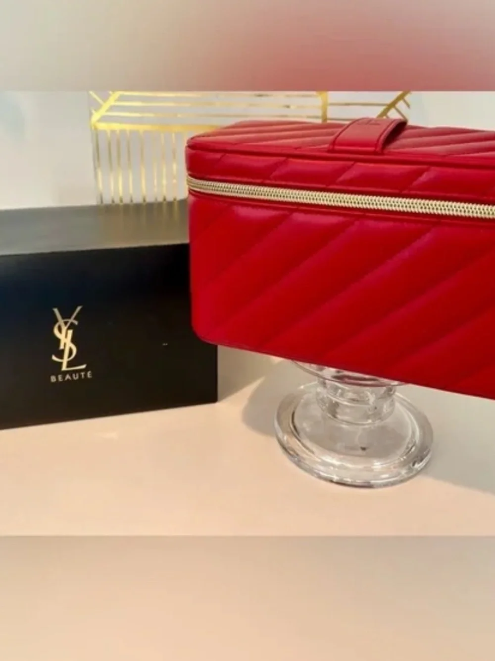 ❤️✨YSL Beauty Premium Vanity Rouge Case | Quilted Red | New in Box✨AUTHENTIC - Picture 3 of 12